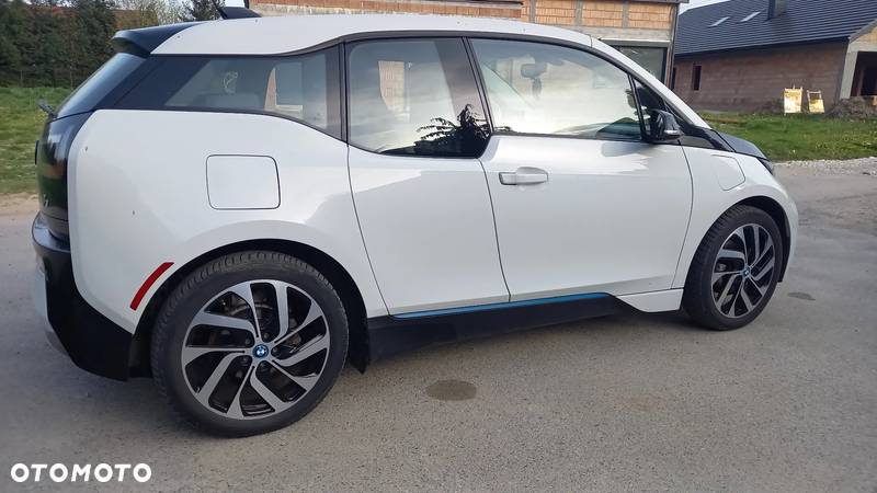 BMW i3 (60 Ah) - 15