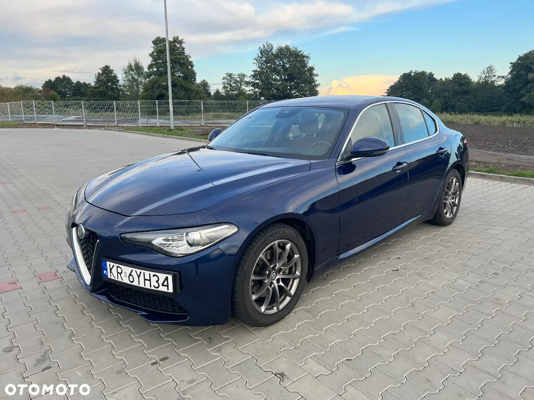 Alfa Romeo Giulia 2.2 D Turbo - 5