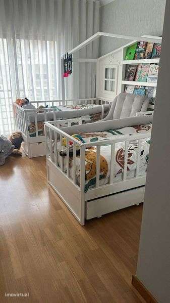 Apartamento com boas áreas, boa orientação solar e vista de mar. - Grande imagem: 4/12