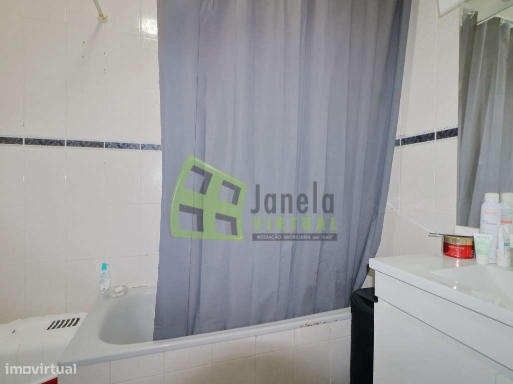 Apartamento T2 com Parqueamento | Vila Chã | Barreiro-20