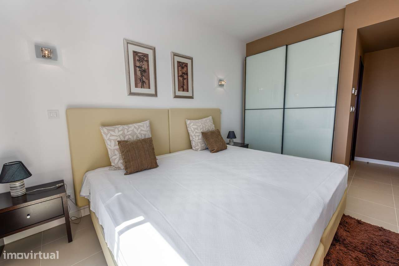 Apartamento de 2 quartos com vistas espetaculares para o mar-19