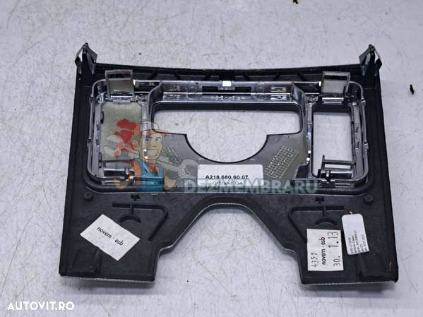 Ornament consola centrala Mercedes Clasa E (W212) [Fabr 2009-2016] A2186806007 - 2