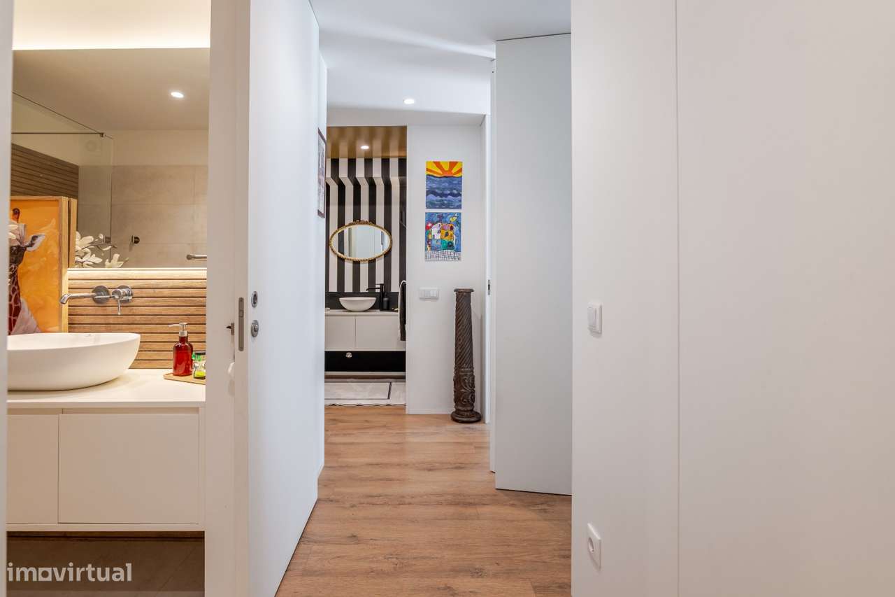 Apartamento T3 com terraço, Porto-14