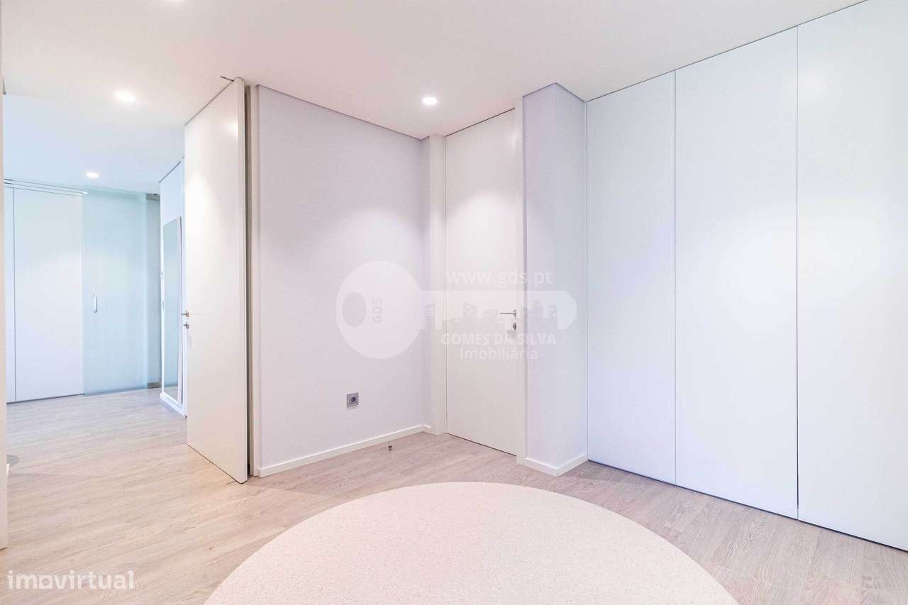 Apartamento T3 na Rua do Passal, Fraião-23
