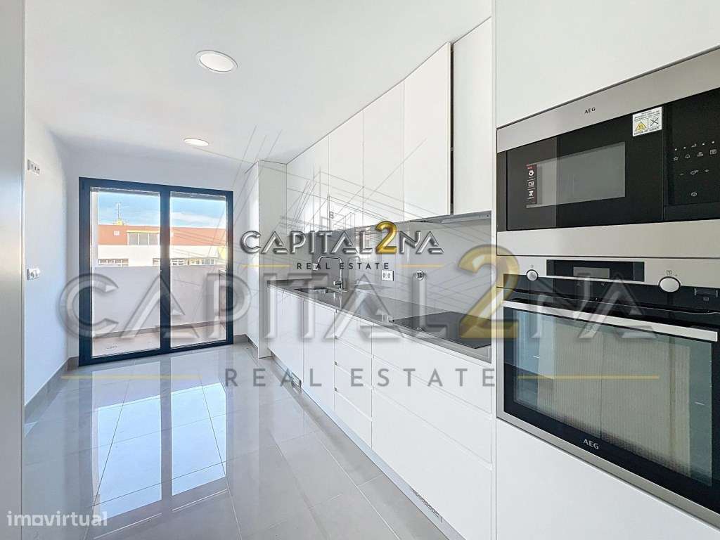 Penthouse T3 Duplex com Piscina Privada Aquecida, Terraço e Box par...-9