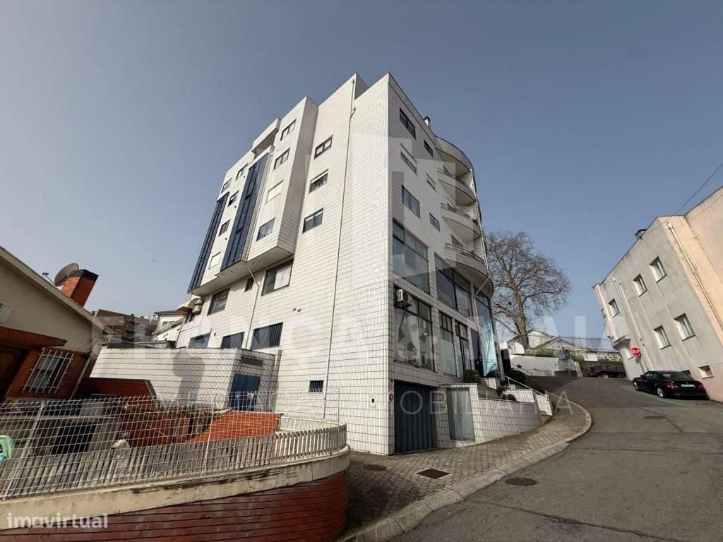 Loja com excelente localização em Vila Nova de Gaia - VILAR DE ANDO...-13