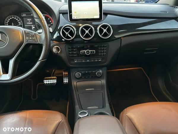 Mercedes-Benz Klasa B 200 CDI (BlueEFFICIENCY) 7G-DCT - 21