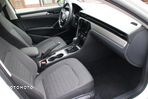 Volkswagen Passat Variant 2.0 TSI OPF DSG Elegance - 27