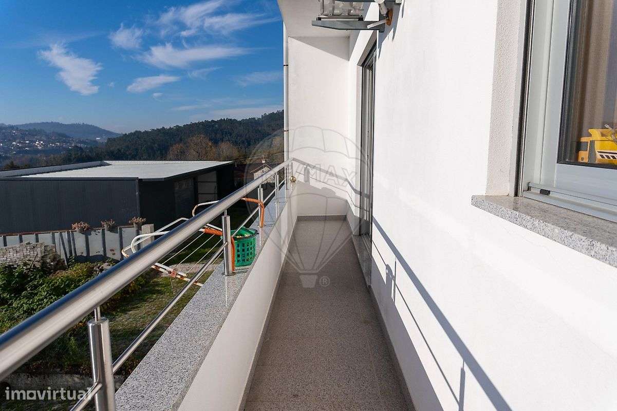 Moradia T3 para venda-4