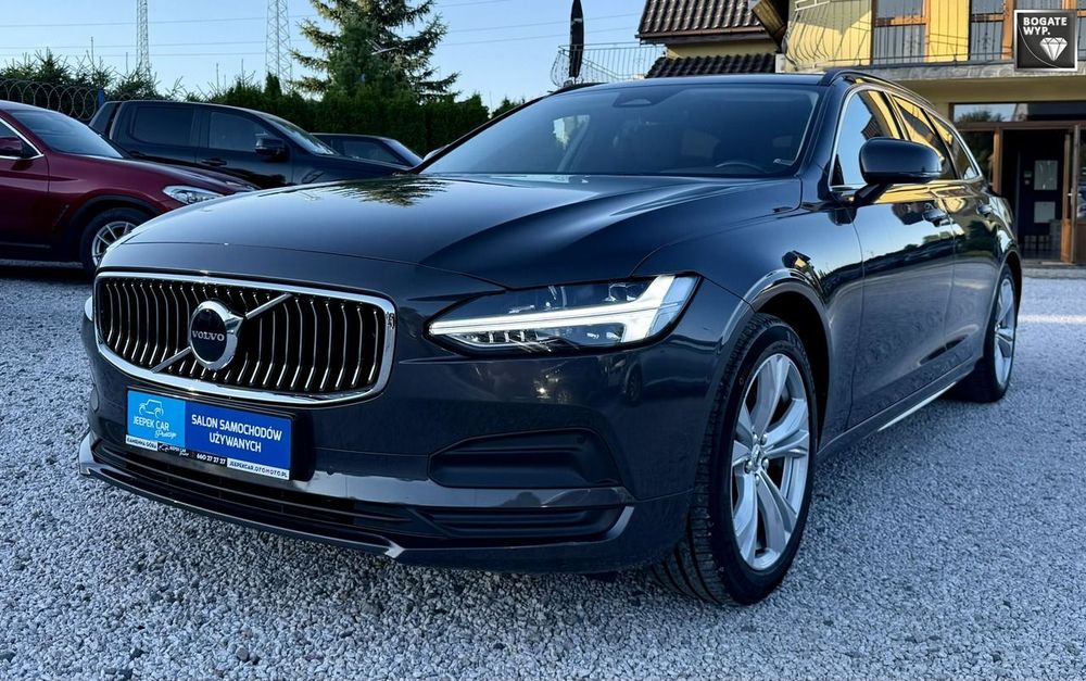 Volvo V90 B4 B Momentum Pro 2021
