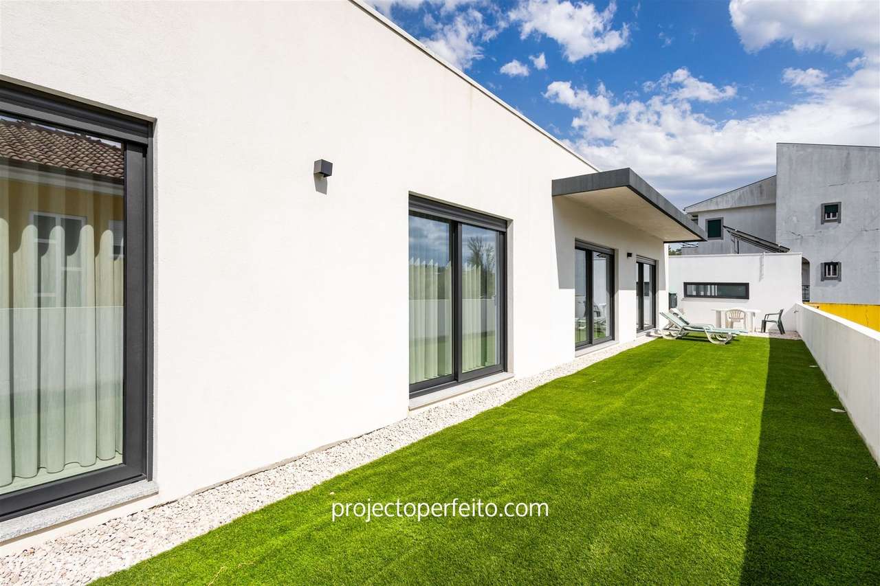 Moradia T3+1 Venda em Santa Maria da Feira, Travanca, Sanfins e Esparg - Grande imagem: 3/22