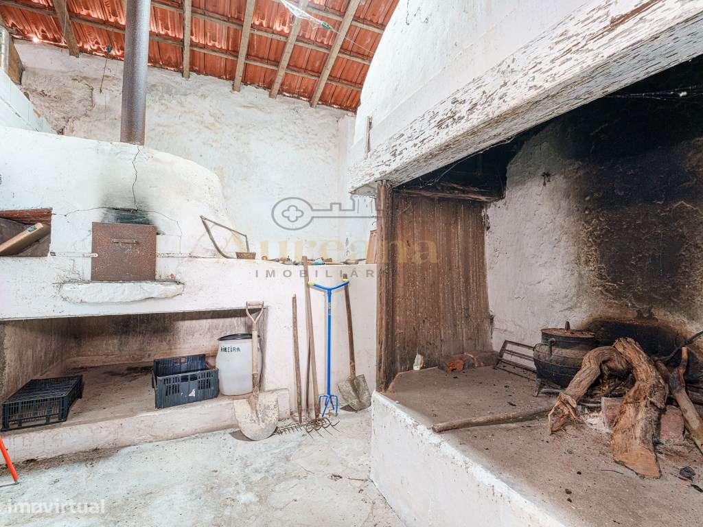 Moradia com Terreno Amplo e Vista Deslumbrante - Concelho de Ourém-37