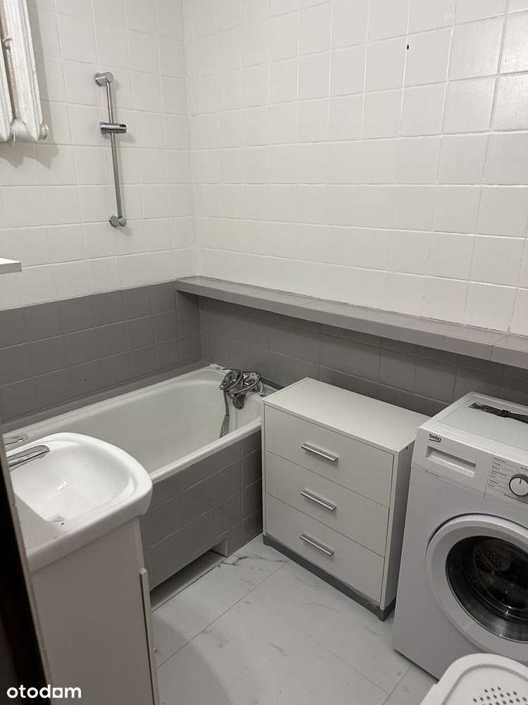 2 pokoje w centrum idealne na start lub inwestycję-7