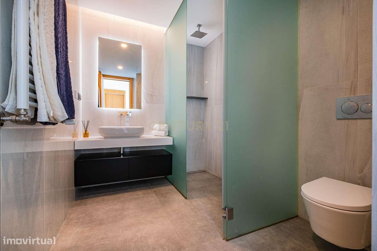 Villa de Luxo com 5 quartos e Vista Mar Panorâmica-30