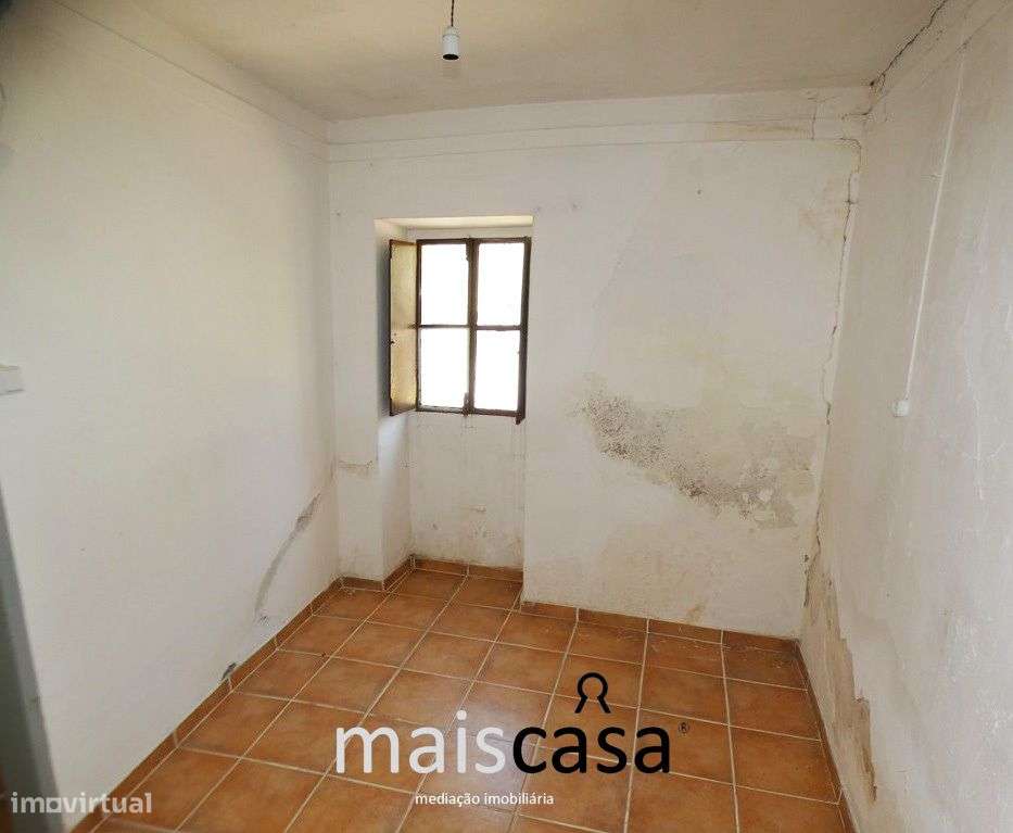 Moradia T1 para Recuperar !-12