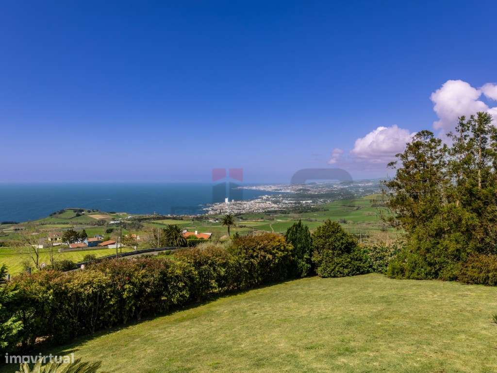 Refúgio Exclusivo com Vista Panorâmica Sobre o Atlântico - Costa Su...-42