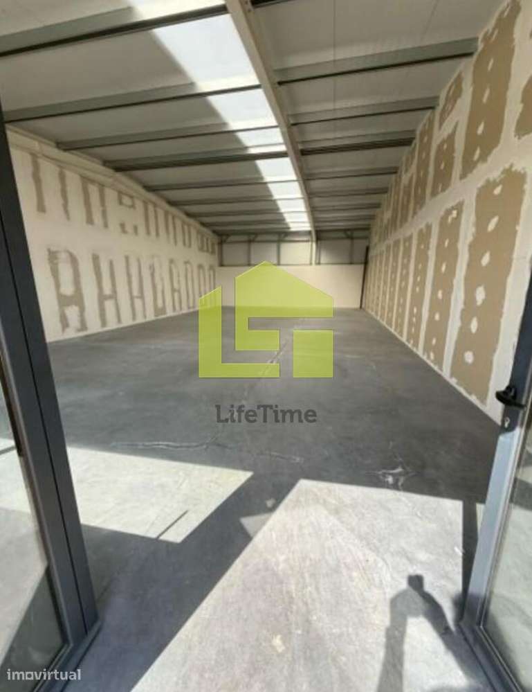 Prédio Uso Misto - Grande imagem: 4/23