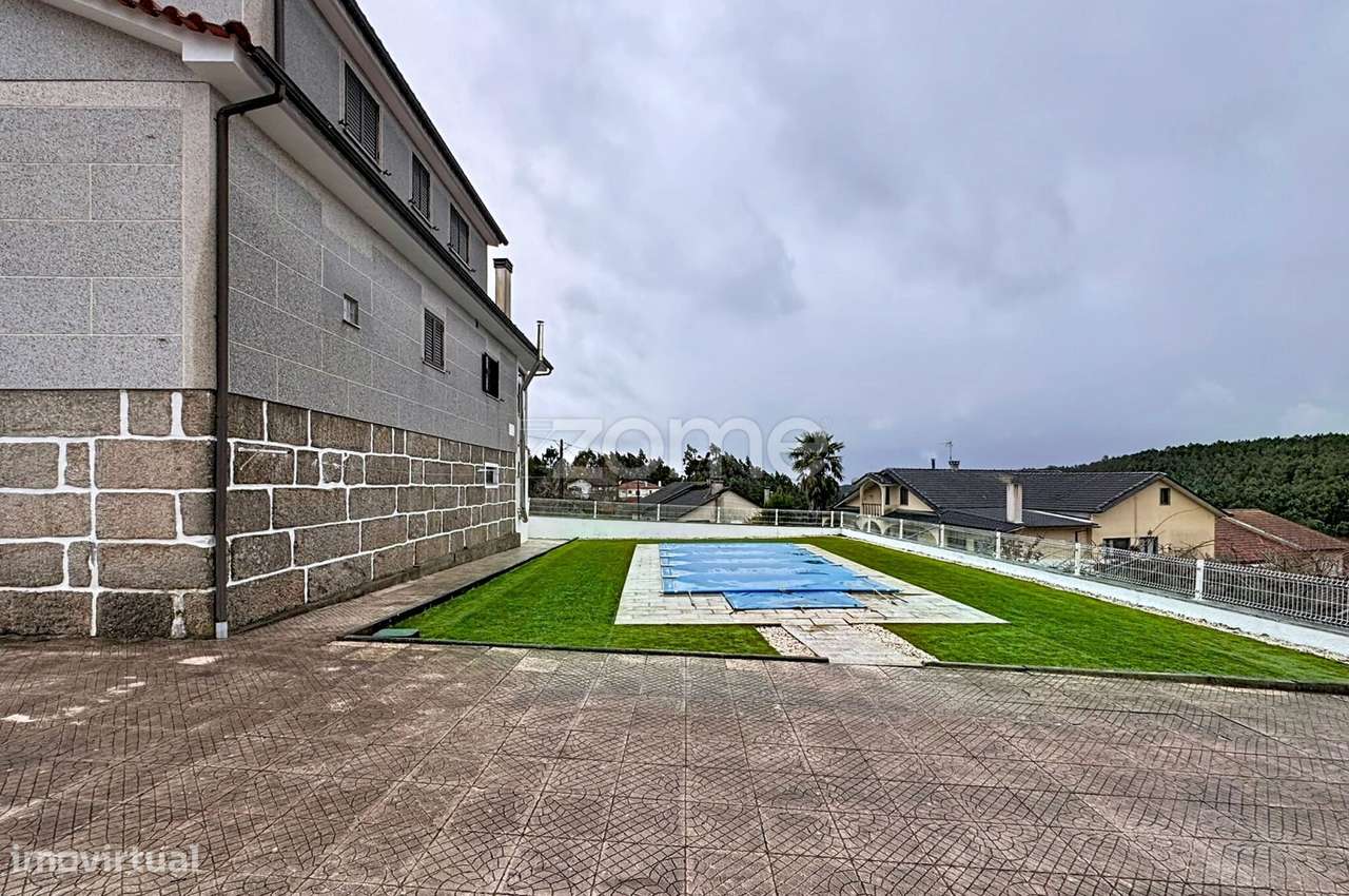 Moradia com Piscina, Quintal e Conforto Total a 8 km de Viseu-34