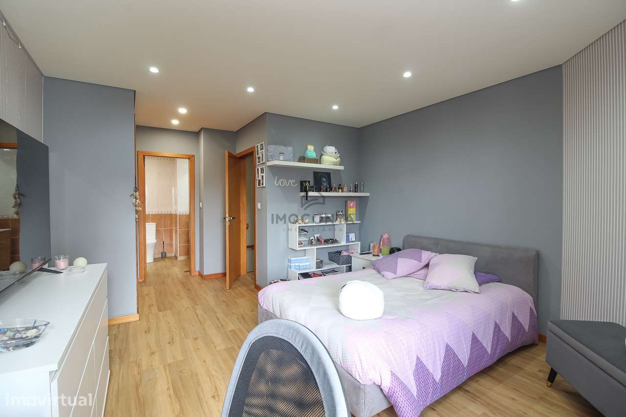 T2 Duplex c/Garagem Fechada Centro de Ermesinde-16