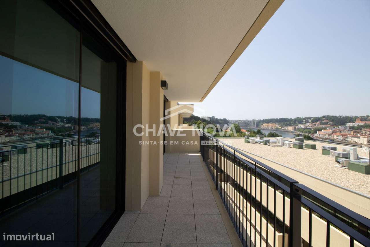 Apartamento T2 Duplex- Quinta São Marcos, Vila Nova de Gaia - Porto - Grande imagem: 5/24