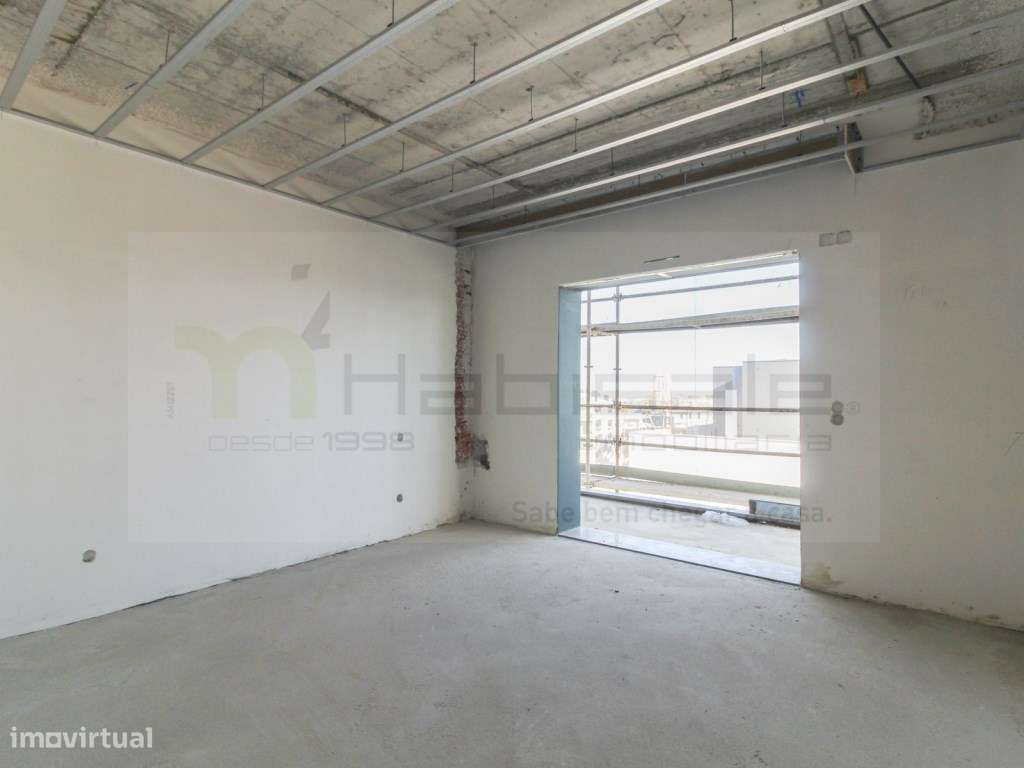 Apartamento T3 com boas áreas e garagem | Paradela, Santo António d...-12