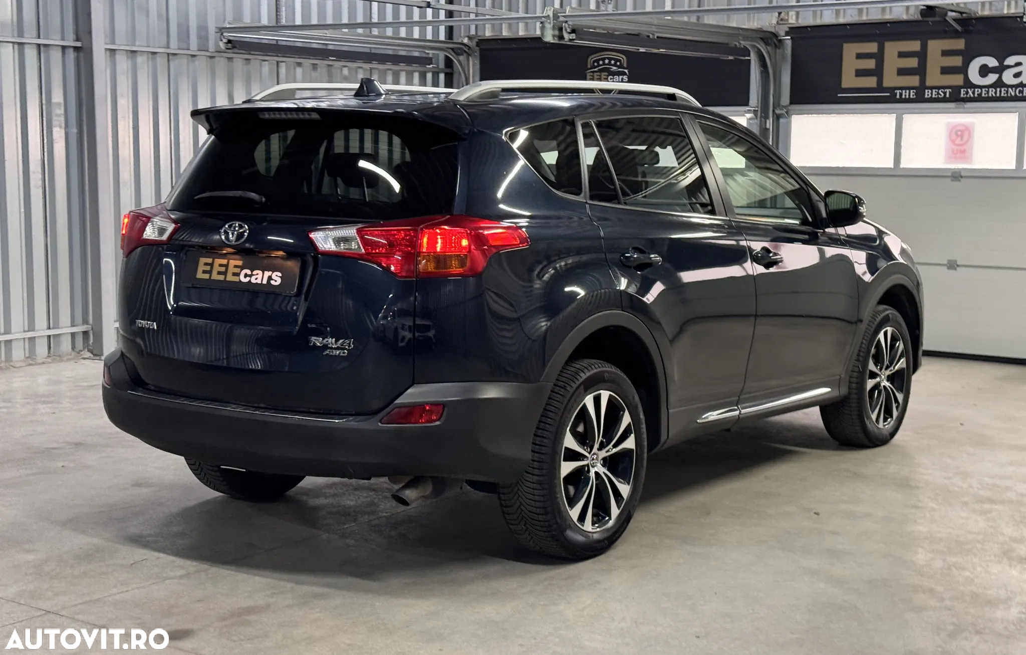 Toyota RAV4 2.2 D-4CAT 4WD Aut Executive - 18