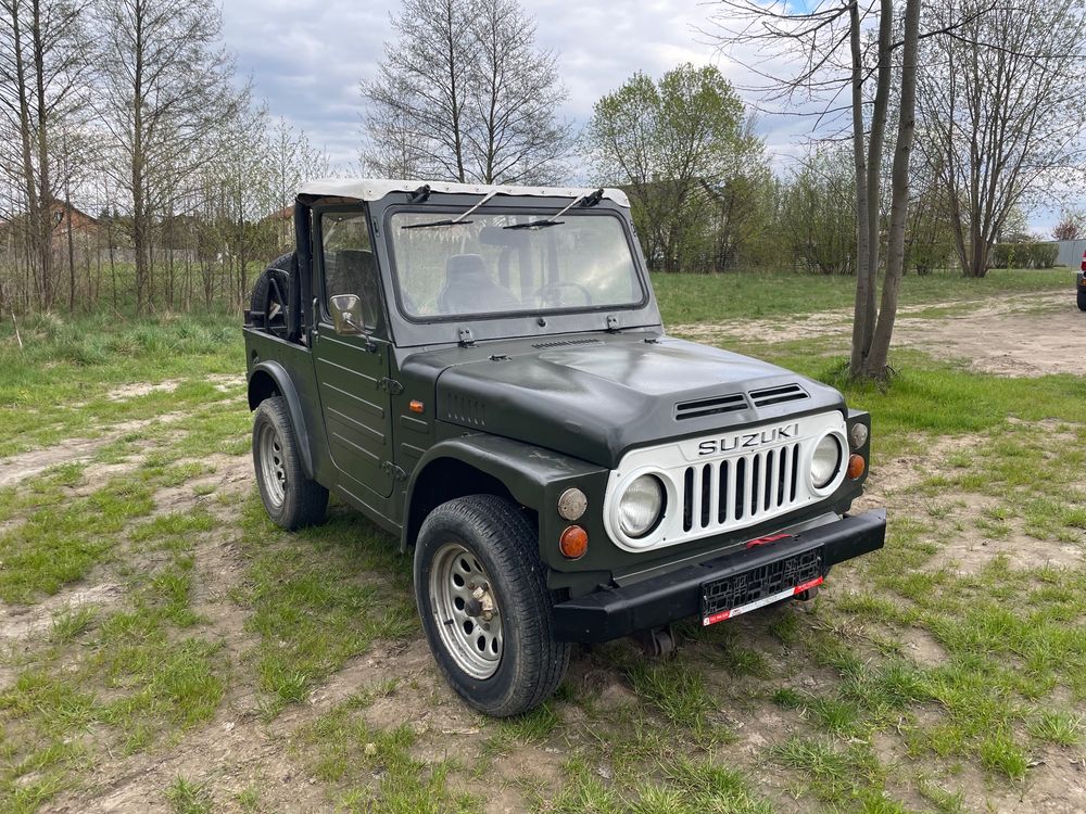 Suzuki SJ-Samurai 1982