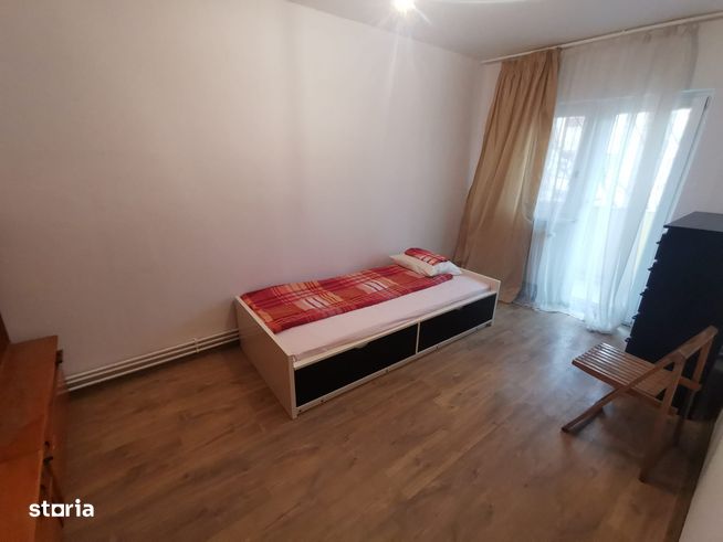 De vanzare apartament 4 camere – Dambovita- 2469-11