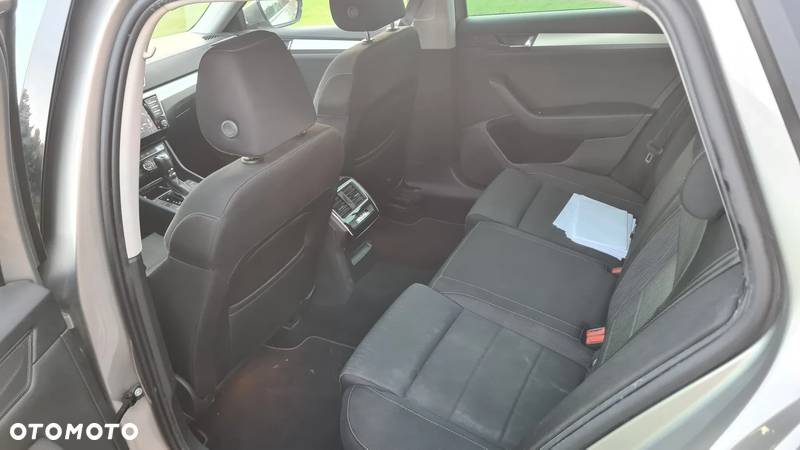 Skoda Superb 1.6 TDI DSG Ambition - 6