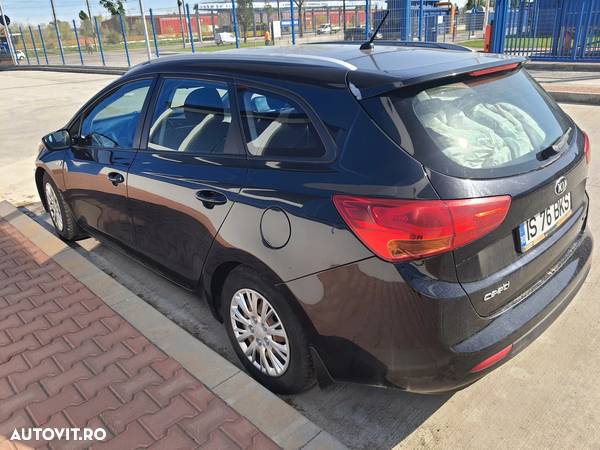 Kia Ceed - 4