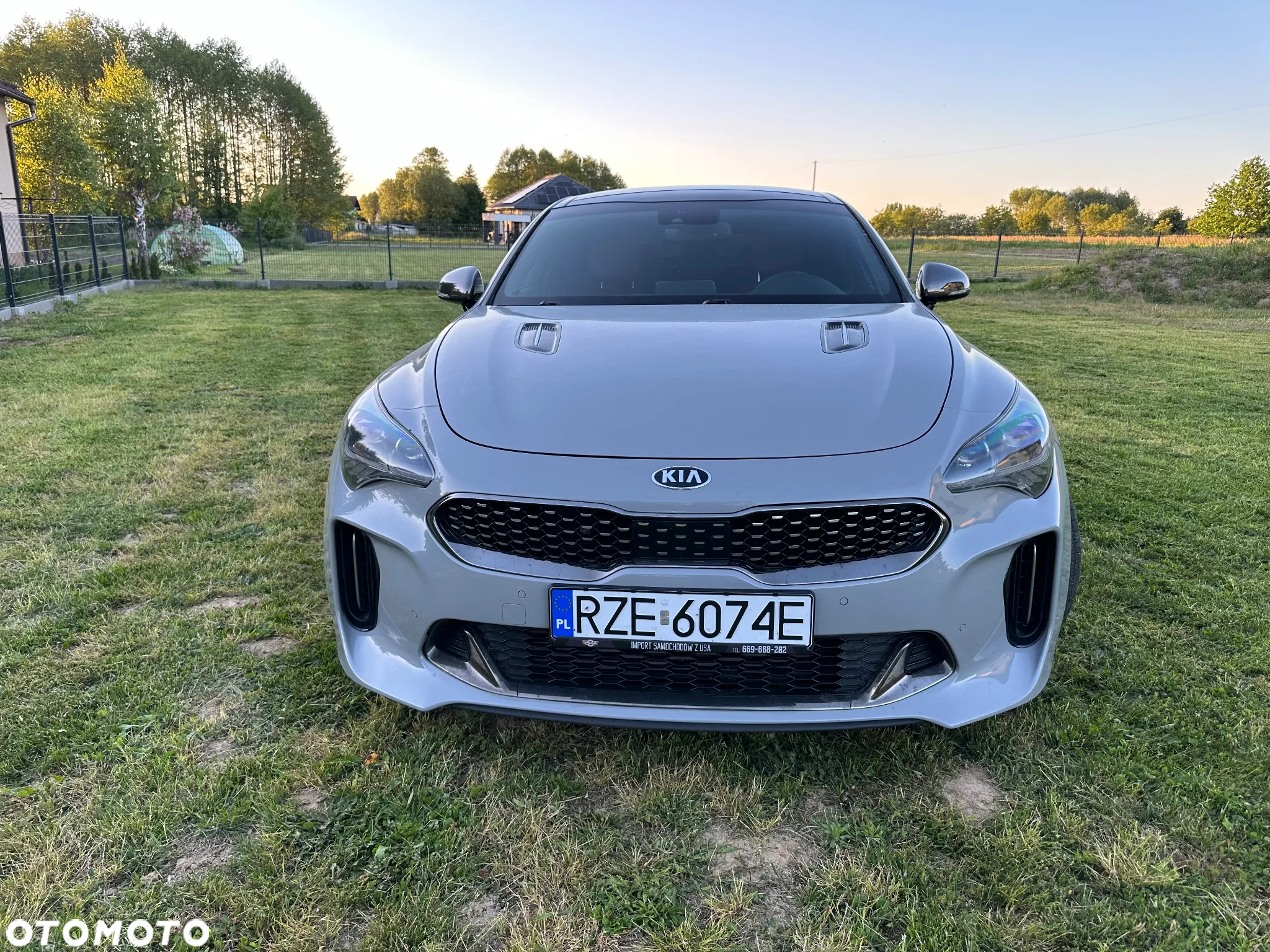 Kia Stinger - 2