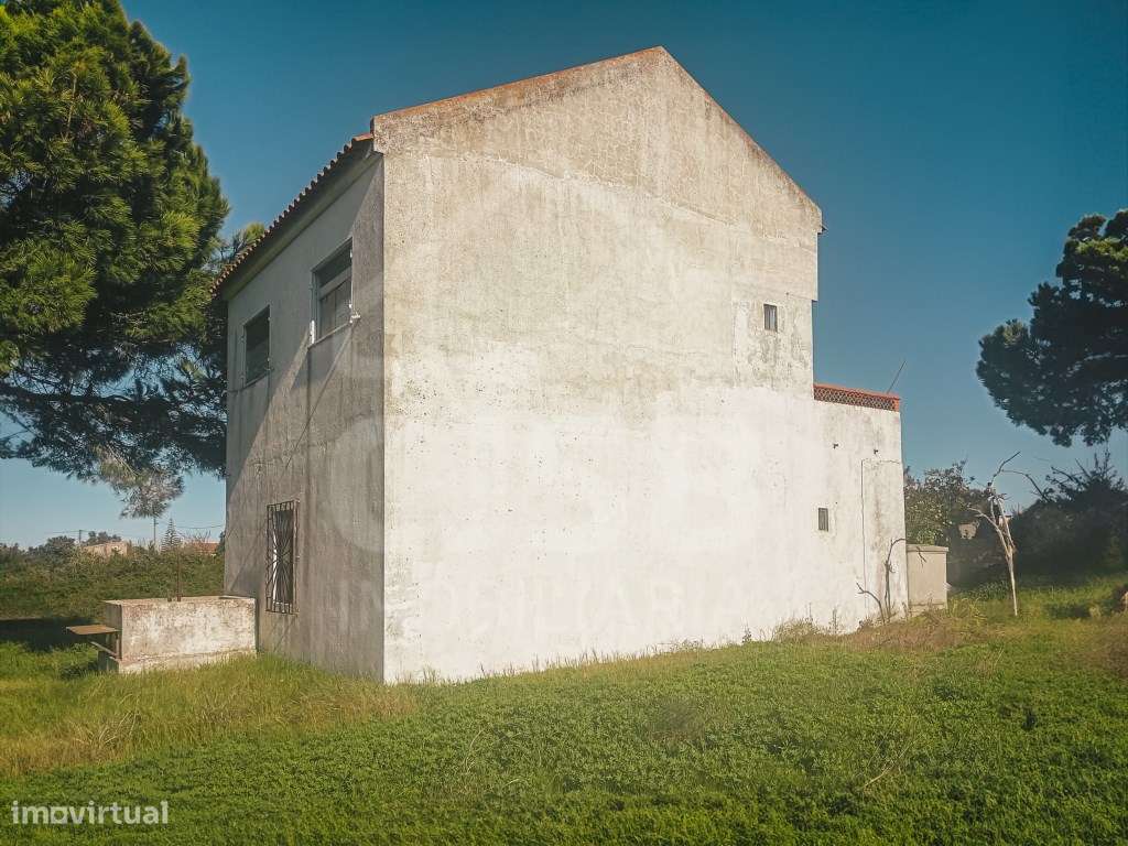 Moradia para remodelação em Samora Correia - Grande imagem: 4/26