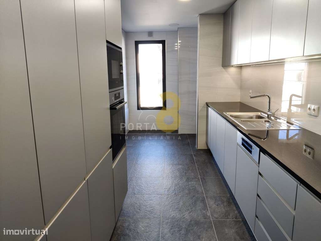 Magnifico apartamento T3 na Boavista, uma das zonas mais procuradas... - Grande imagem: 4/25