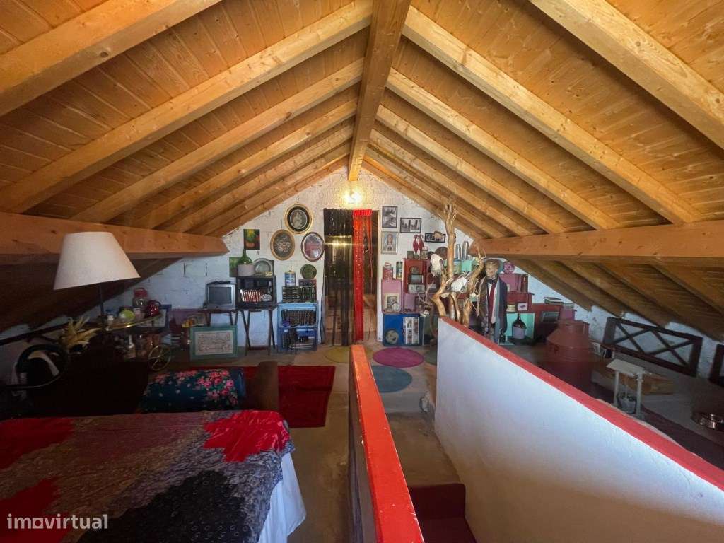 Moradia única na Abela - Espaço, Conforto e Tradição!-29