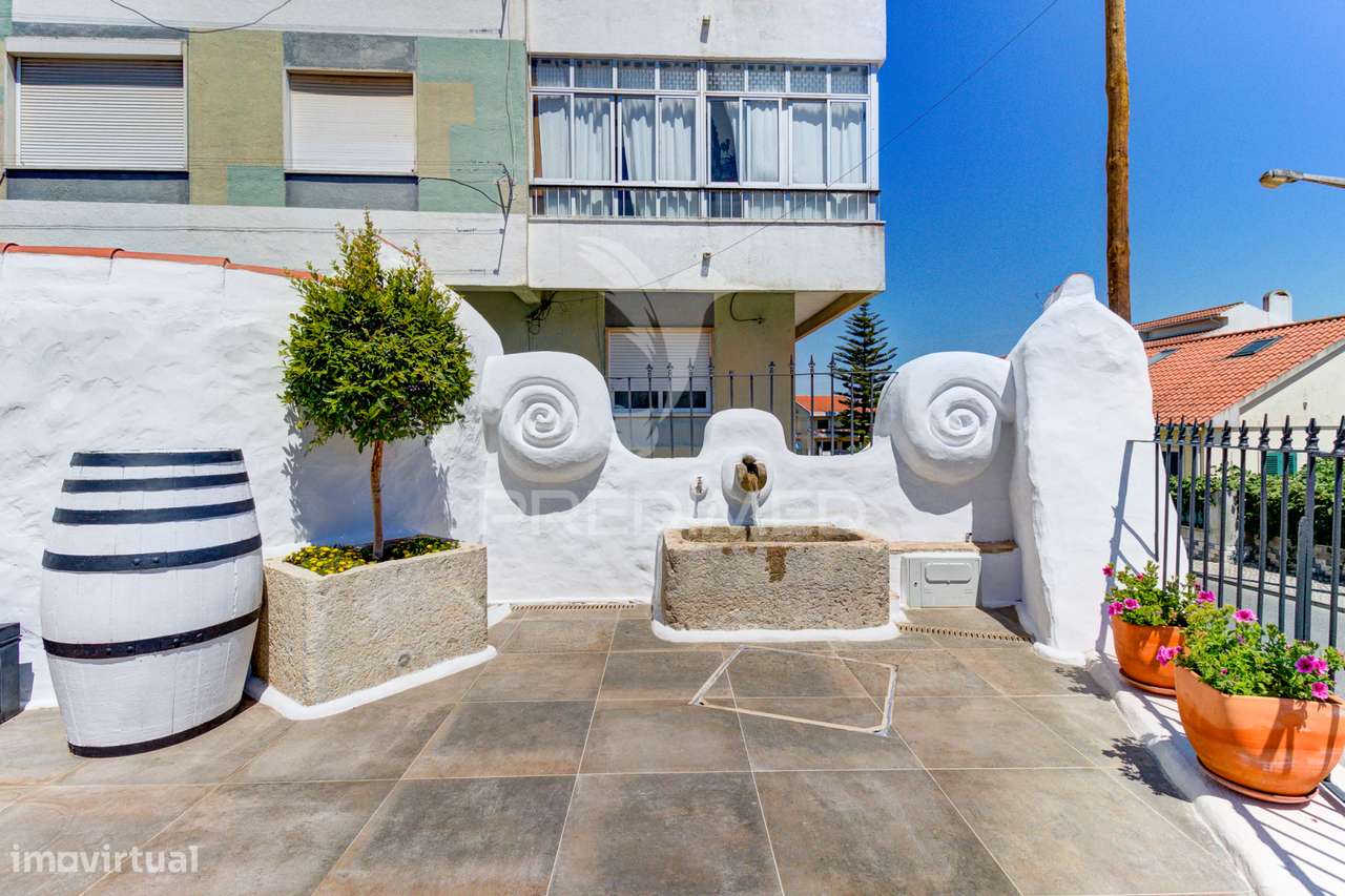 Excelente T2 totalmente reconstruído em Massamá - Grande imagem: 3/24