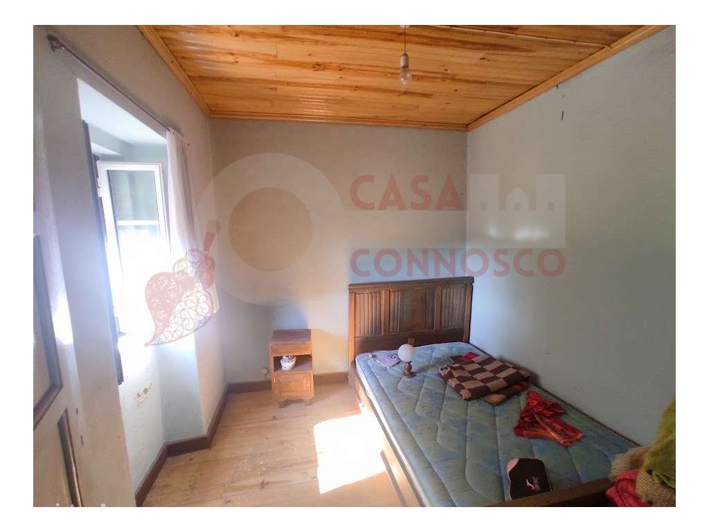 Moradia M4 pronta a habitar com terreno.-14