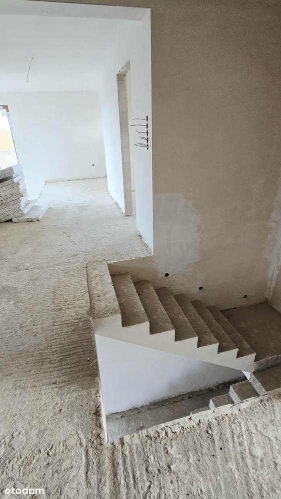 Urokliwa willa pod miastem-10