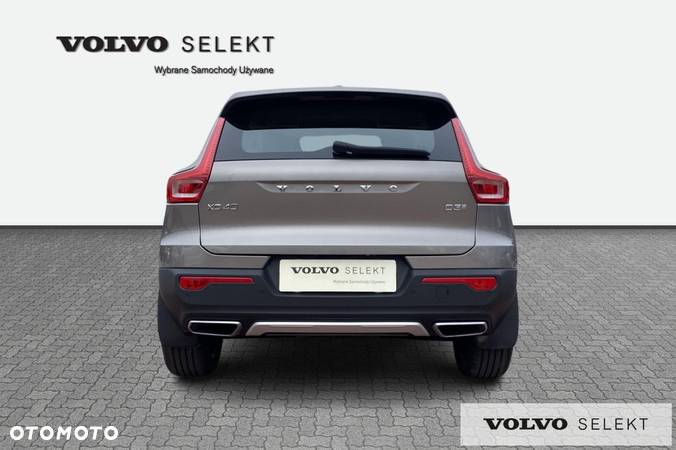 Volvo XC 40 - 5