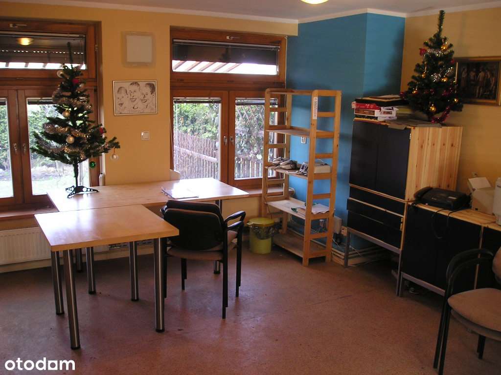 Przestronny dom z balkonem i dużym ogrodem - Pełny obrazek: 4/12