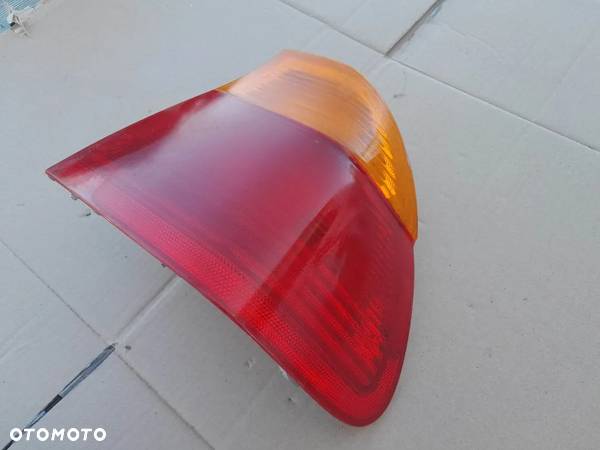 Lampa tylna tył prawa BMW E46 sedan - 3