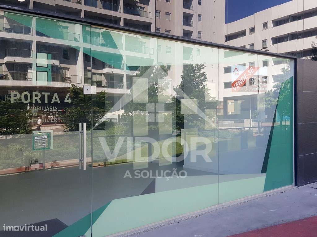 Loja com Excelente Exposição e Estacionamento Privativo - Av. Fernã... - Grande imagem: 2/20