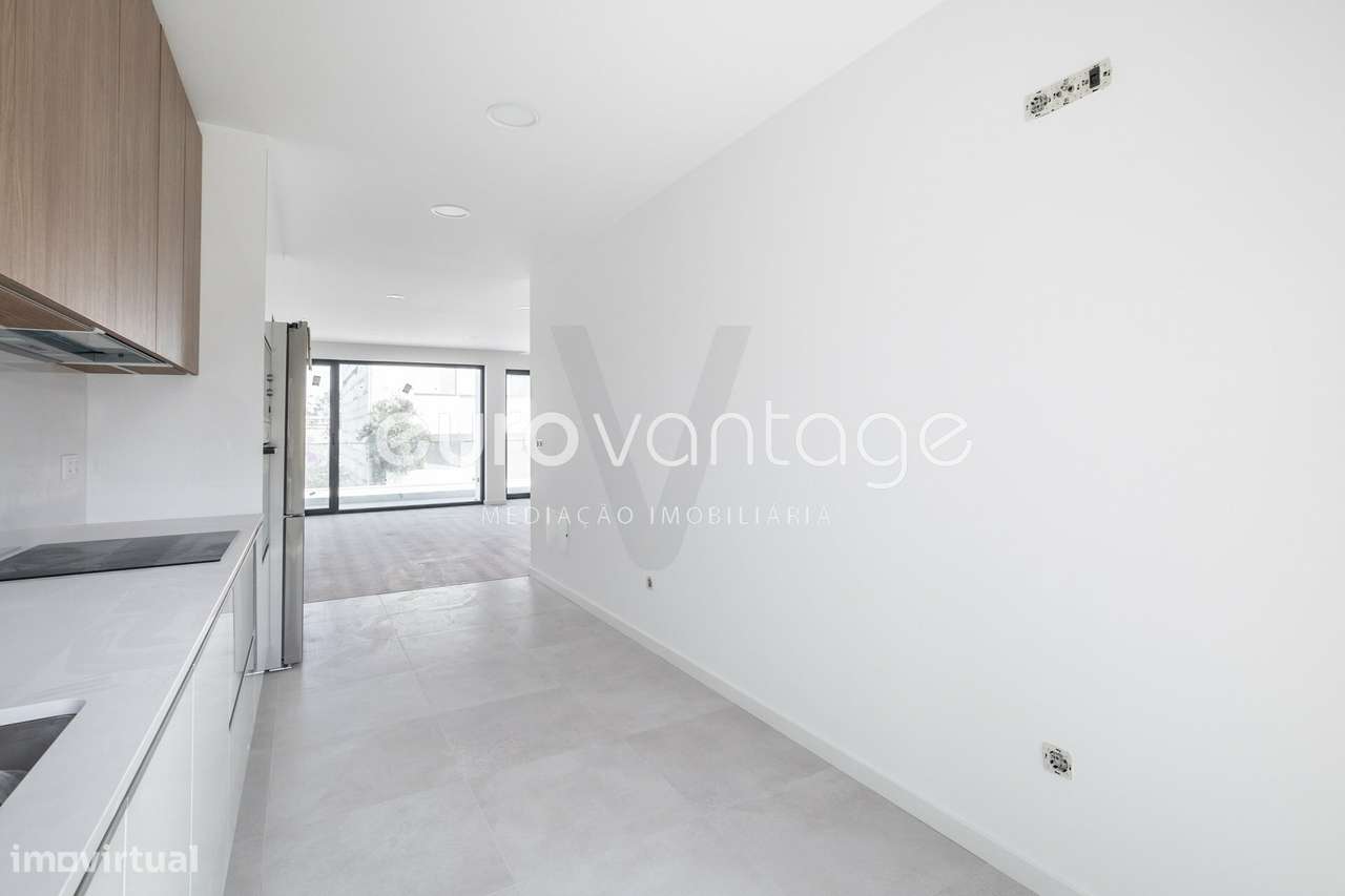 Moradia T3+1/Nova/Santa-Clara/Leiria - Grande imagem: 3/60