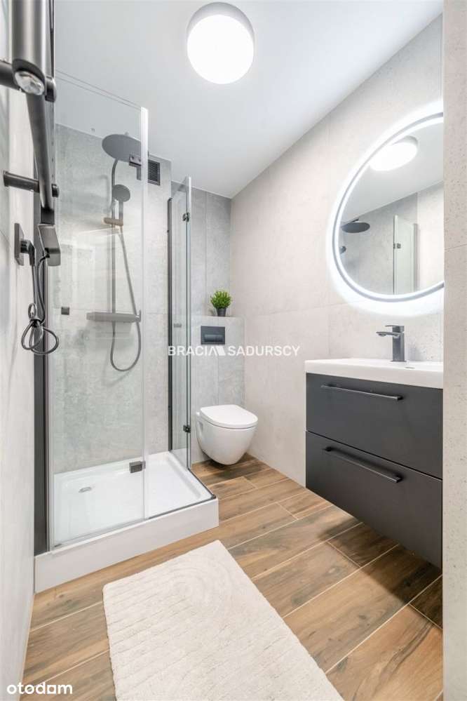 Sprzedam mieszkanie po generalnym remoncie-19