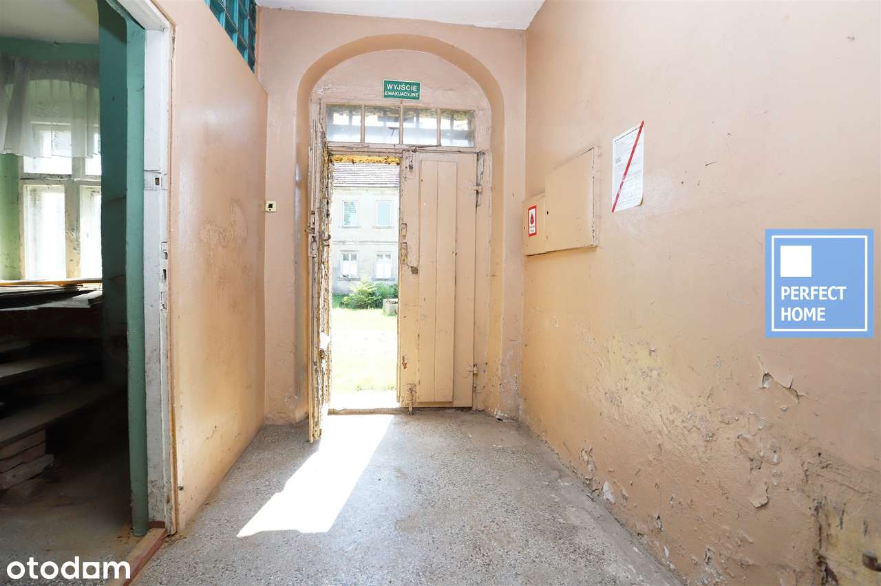 REZERWACJA! Malowniczo usytuowany dworek w Gostkowie-4