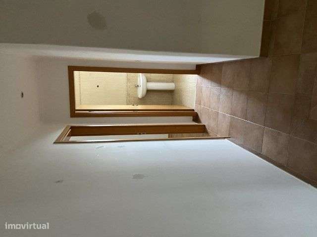 Apartamento T3 em Cacilhas - Grande imagem: 2/9