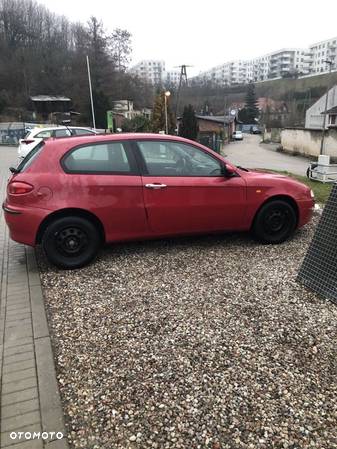 Alfa Romeo 147 - 5