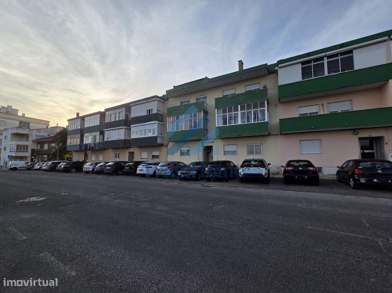 T1+1 totalmente remodelado e arrecadação com 23,5m2 e vista...-21