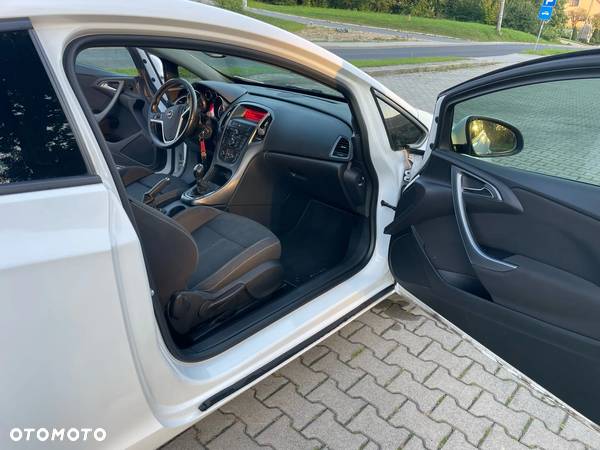 Opel Astra GTC 1.7 CDTI DPF Start/Stop Active - 13