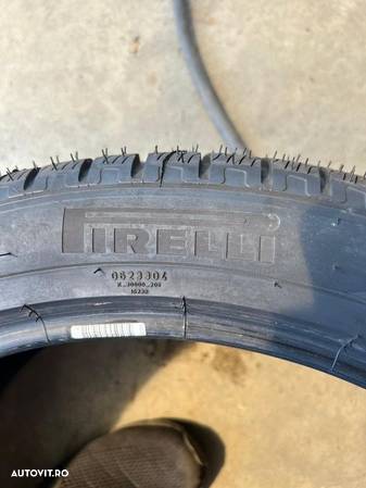 vând 2 anvelope 275/40/22 Pirelli de iarnă noi - 4