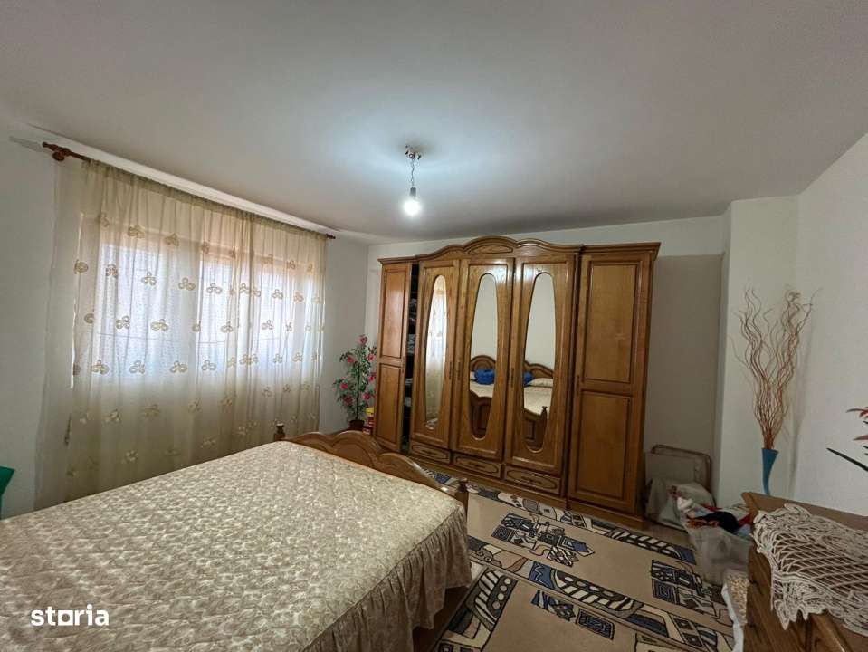 Casa P+1+M, 457 MP teren, 214 mp construiti, 155,3 mp utili - Imagine principală: 5/13